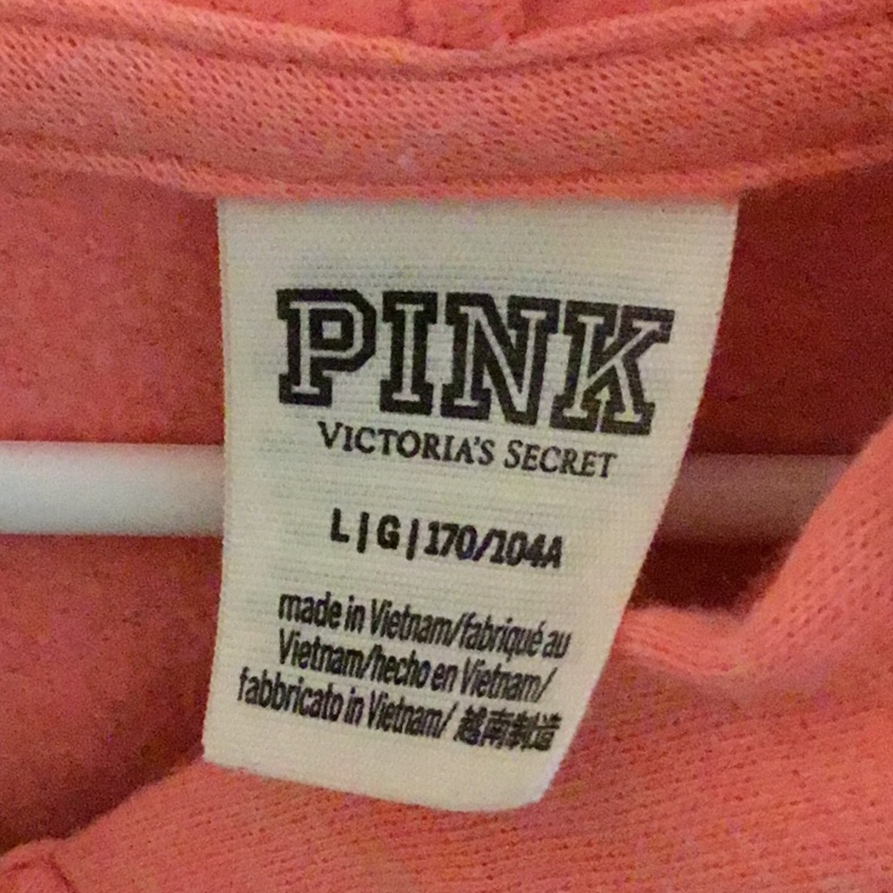Zip up - Picture 2 of 2